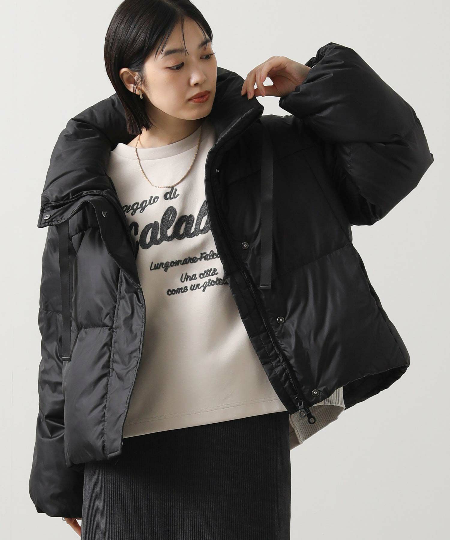 Gready Brilliantスタンドネックショートダウン | SEKIMIKI Online