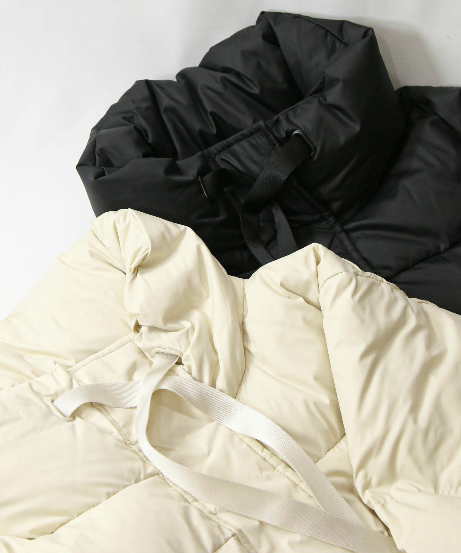 Gready Brilliantスタンドネックショートダウン | SEKIMIKI Online