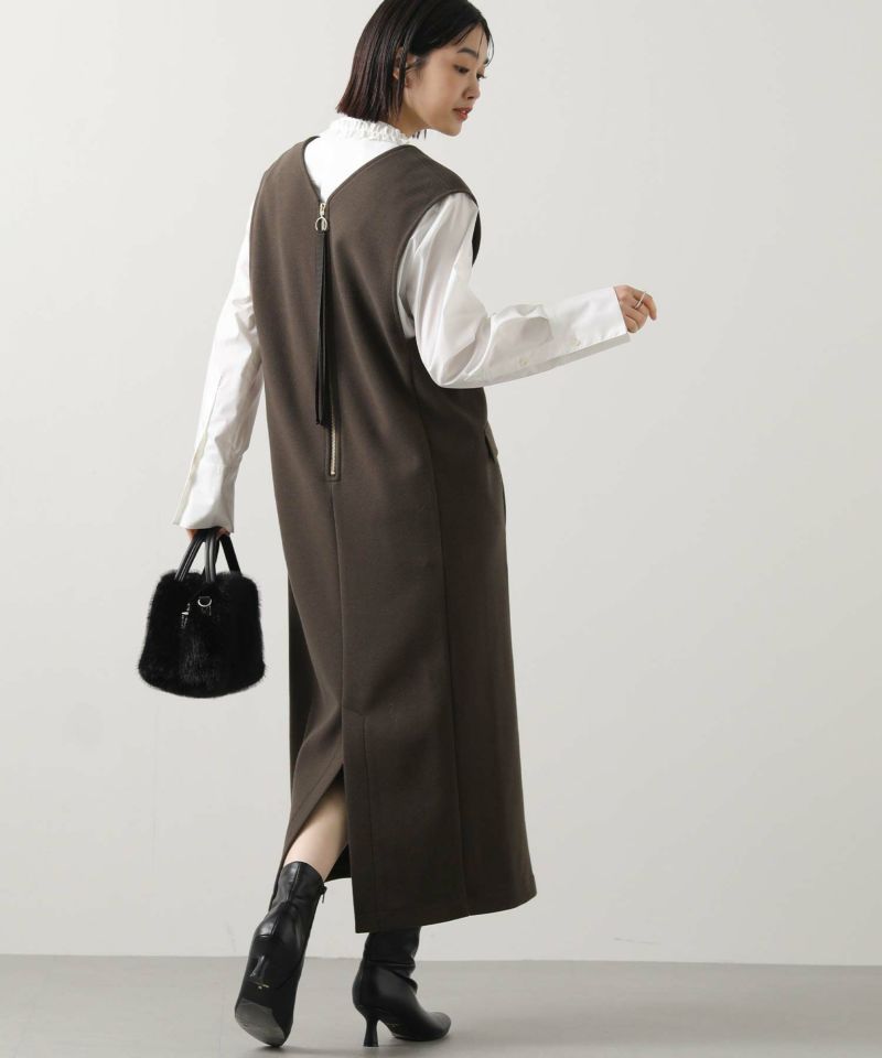 ダークブラウン