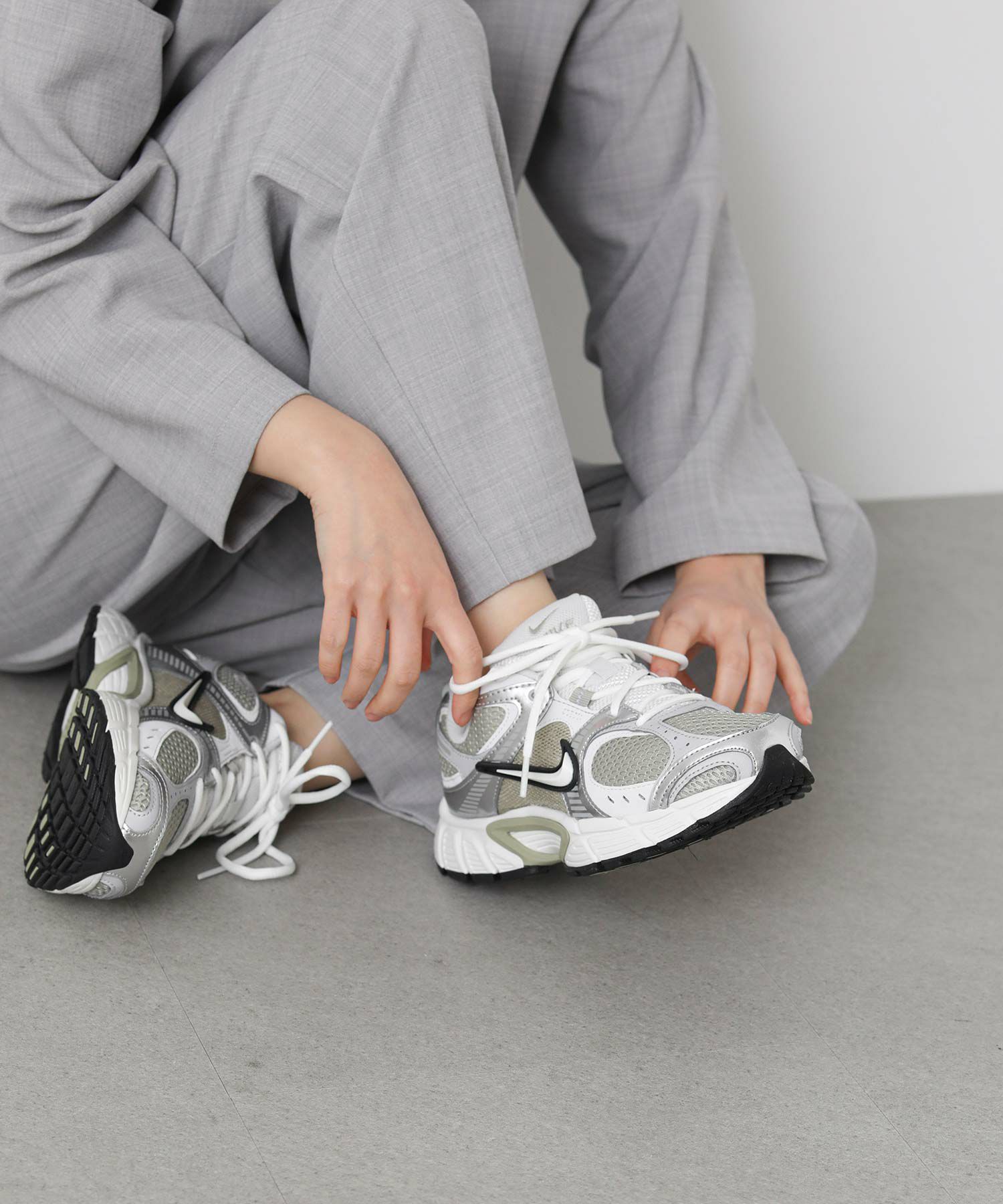 Gready BrilliantNIKE V5RNR | SEKIMIKI Online