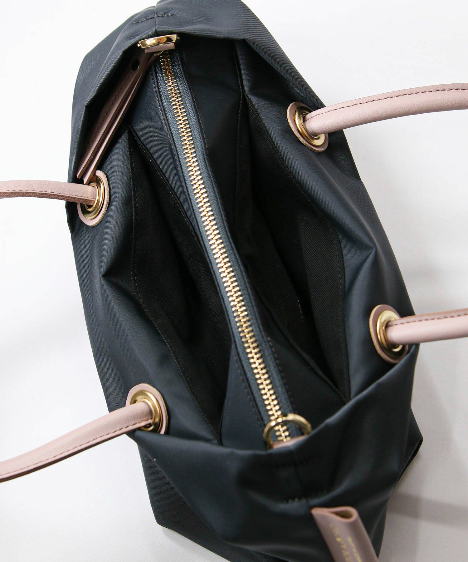 Gready Brilliantナイロンミディトート | SEKIMIKI Online