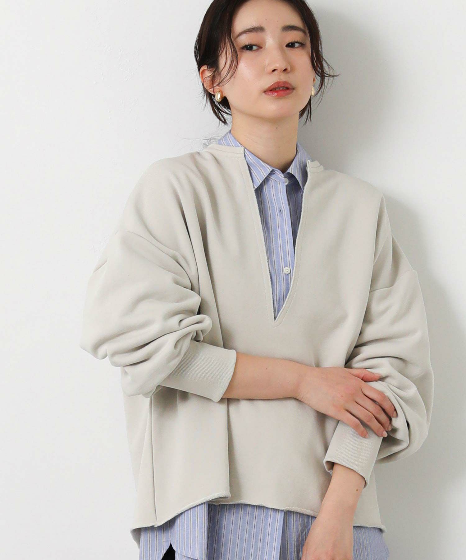 グレージュ