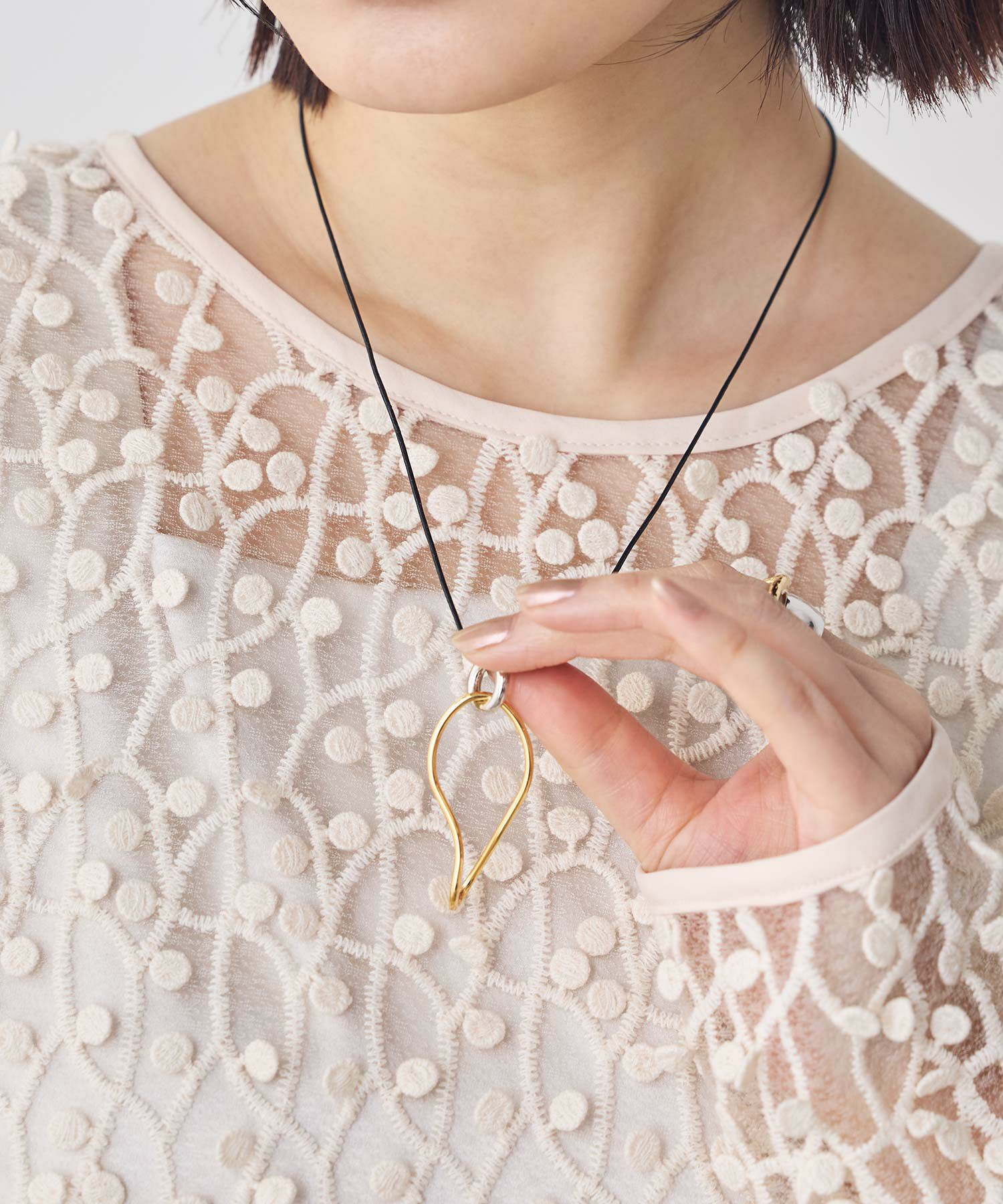 Gready Brilliantコードループネックレス | SEKIMIKI Online