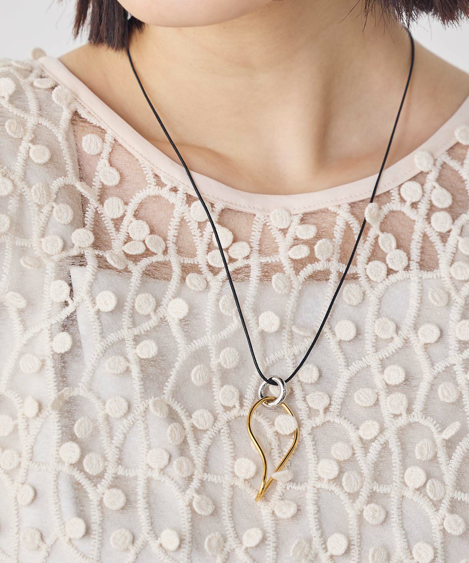 Gready Brilliantコードループネックレス | SEKIMIKI Online