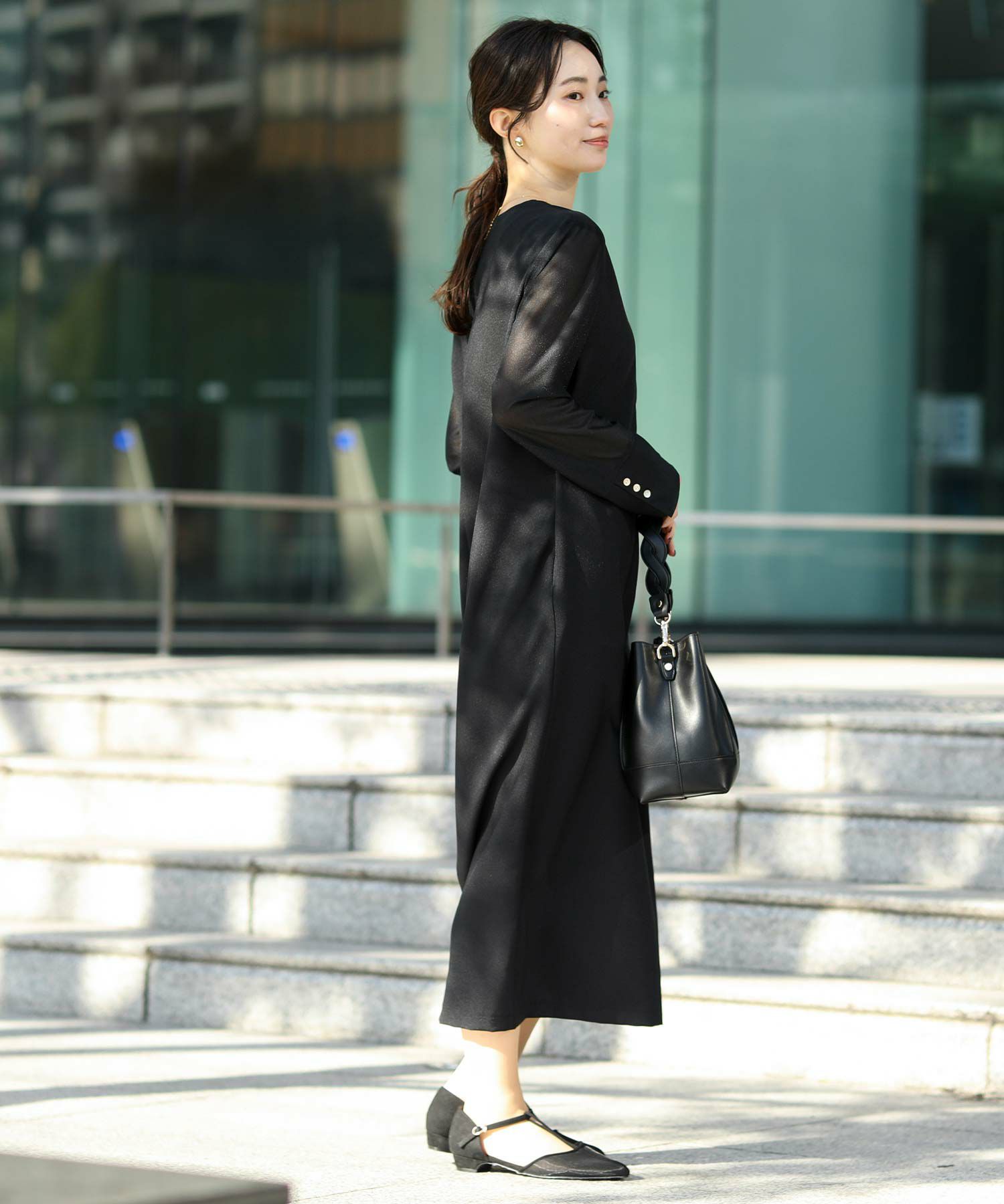 Gready Brilliantシアースリーブドッキングワンピース | SEKIMIKI Online