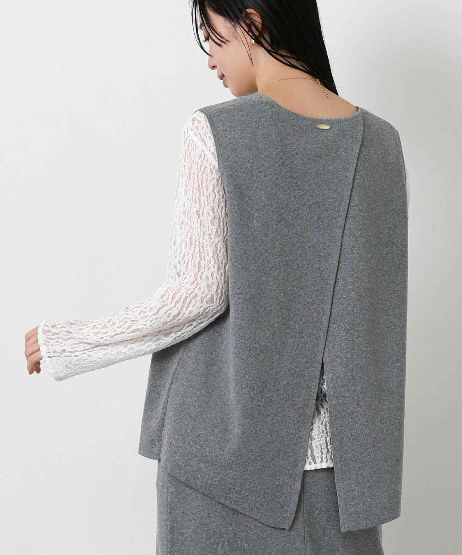 Gready Brilliant総針バックレイヤードVベスト | SEKIMIKI Online