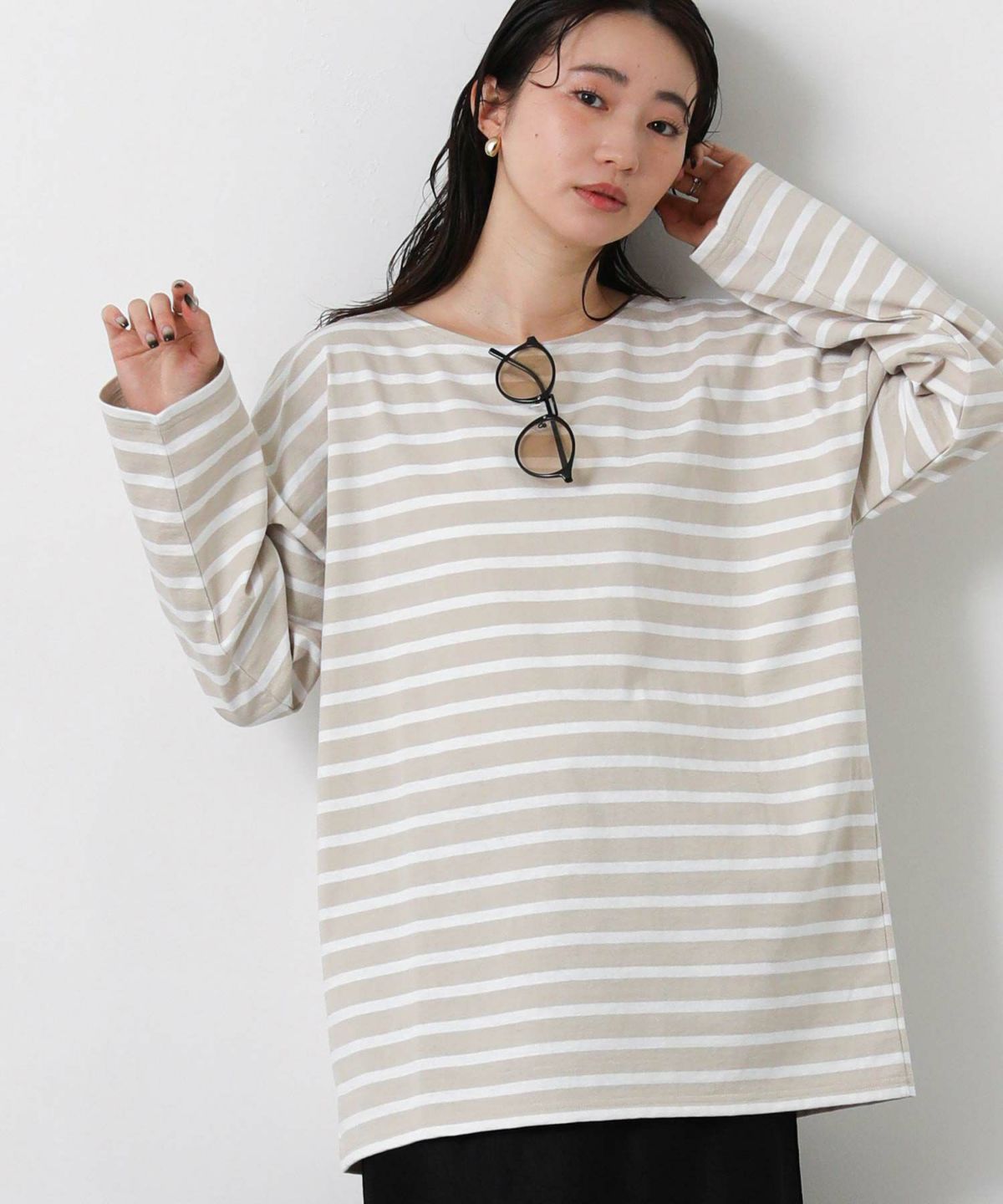 ベージュ×オフ