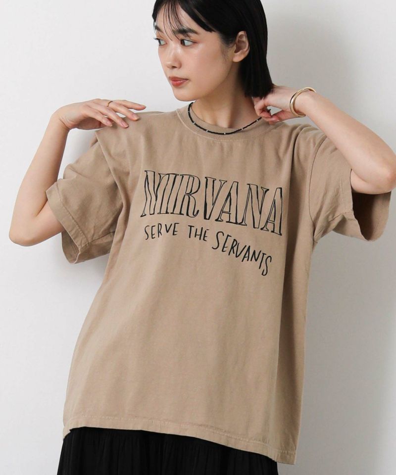 ライトベージュ